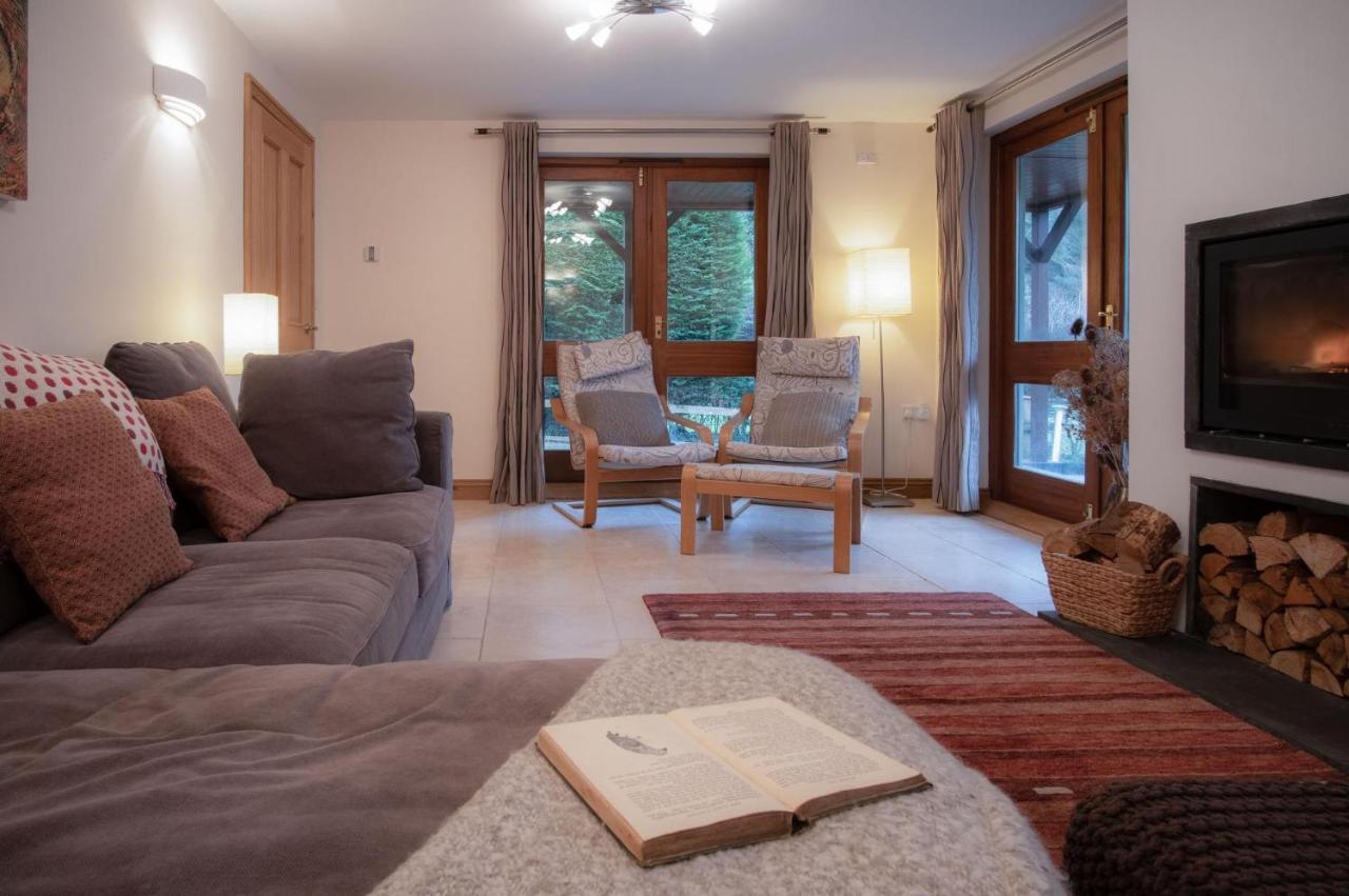 Llais Afon - 3 Bedroom Holiday Home - Фишгард Екстериор снимка