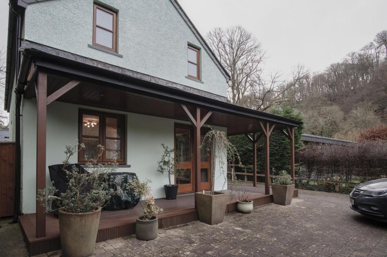 Llais Afon - 3 Bedroom Holiday Home - Фишгард Екстериор снимка